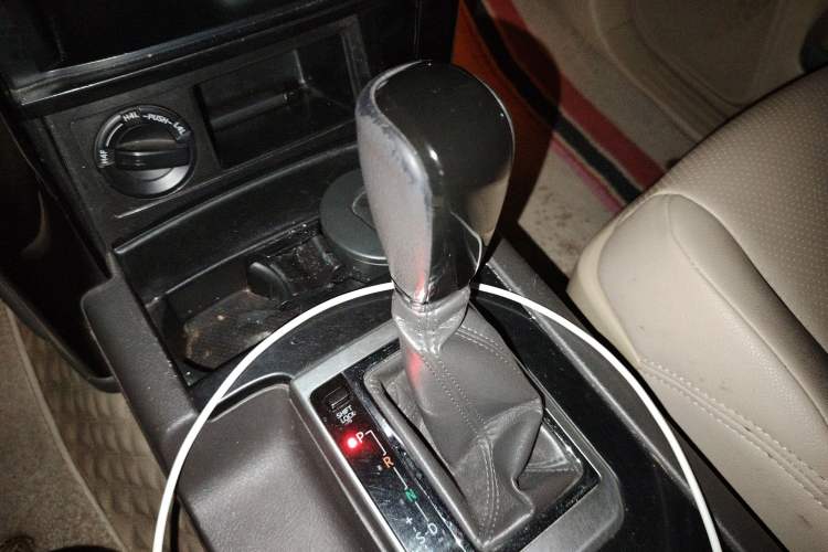 Used Toyota Prado 2015 2.7L TXL Middle East Version Gear Lever