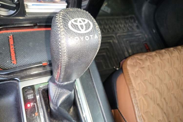 Used Toyota Prado  Gear Lever