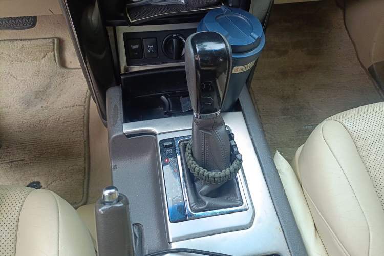 Used Toyota Prado  Gear Lever