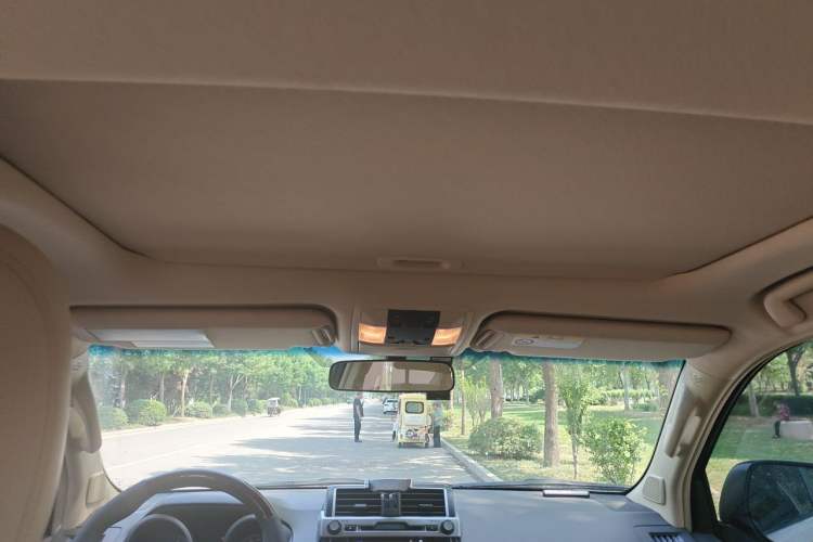 Used Toyota Prado 2015 2.7L Automatic Standard Edition Headliner