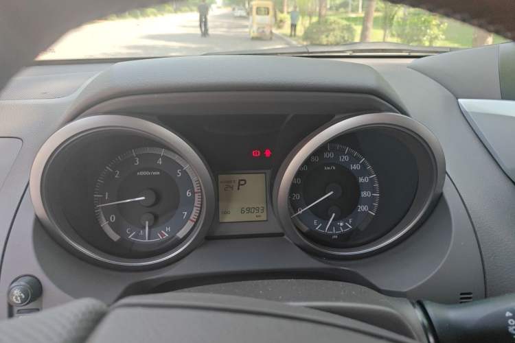 Used Toyota Prado 2015 2.7L Automatic Standard Edition Instrument Cluster
