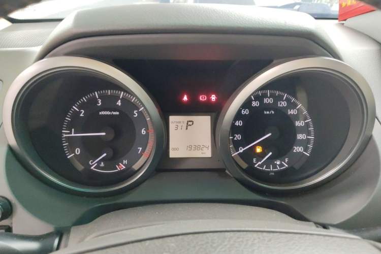 Used Toyota Prado  Instrument Cluster