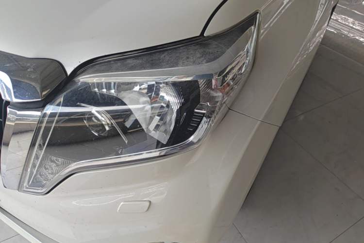 Used Toyota Prado 2015 2.7L Automatic Luxury Edition Left Front Headlight