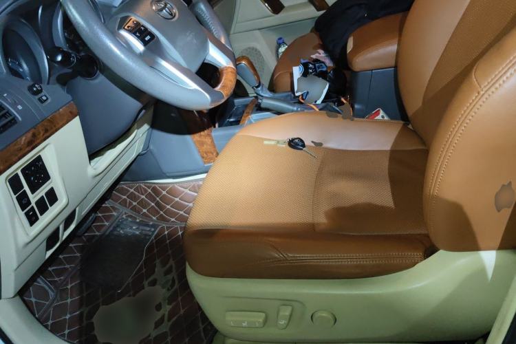 Used Toyota Prado  Left Front Seat