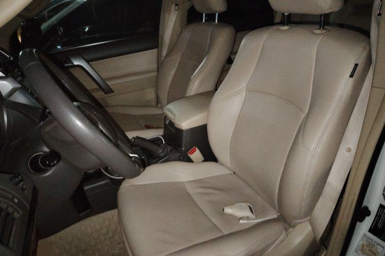 Used Toyota Prado 2015 2.7L TXL Middle East Version Left Front Seat