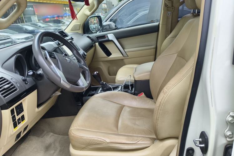 Used Toyota Prado 2015 2.7L Automatic Luxury Edition Left Front Seat