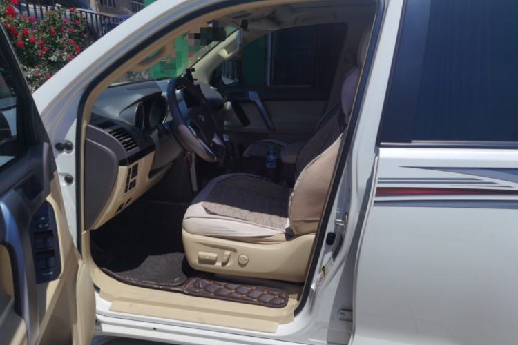 Used Toyota Prado 2015 2.7L TXL Middle East Version Left Front Seat