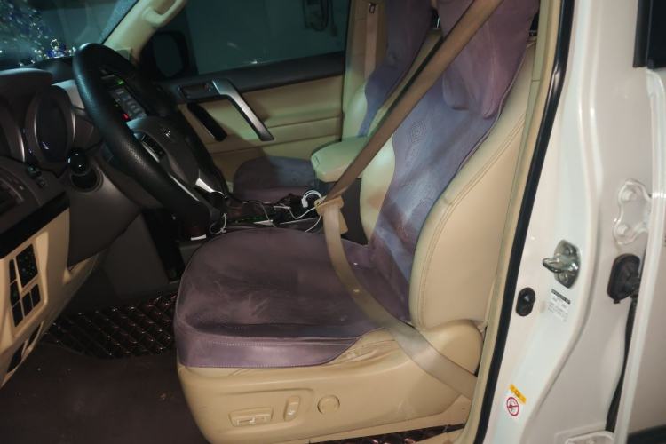Used Toyota Prado 2015 2.7L Automatic Luxury Edition Left Front Seat