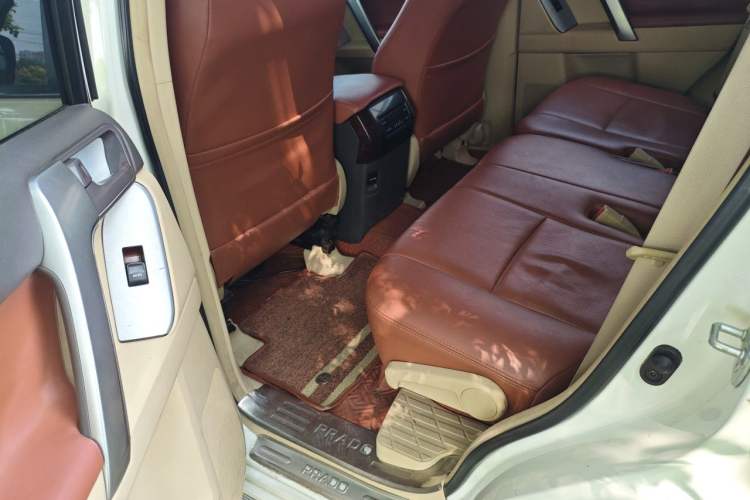Used Toyota Prado  Left Rear Seat