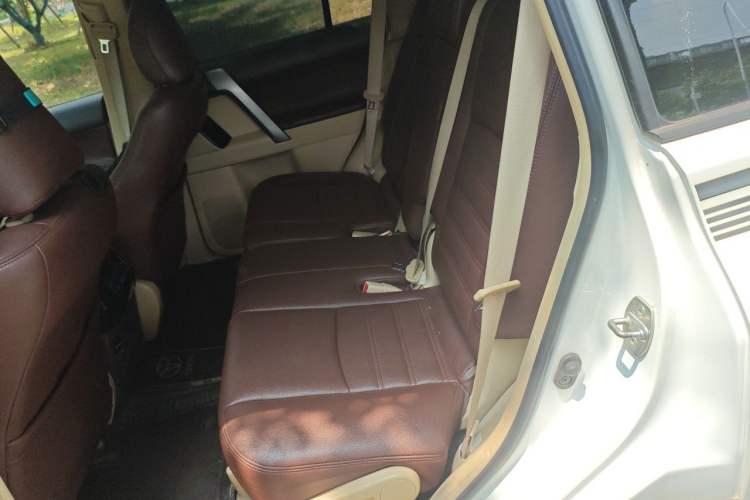 Used Toyota Prado 2015 2.7L Parallel Import Left Rear Seat