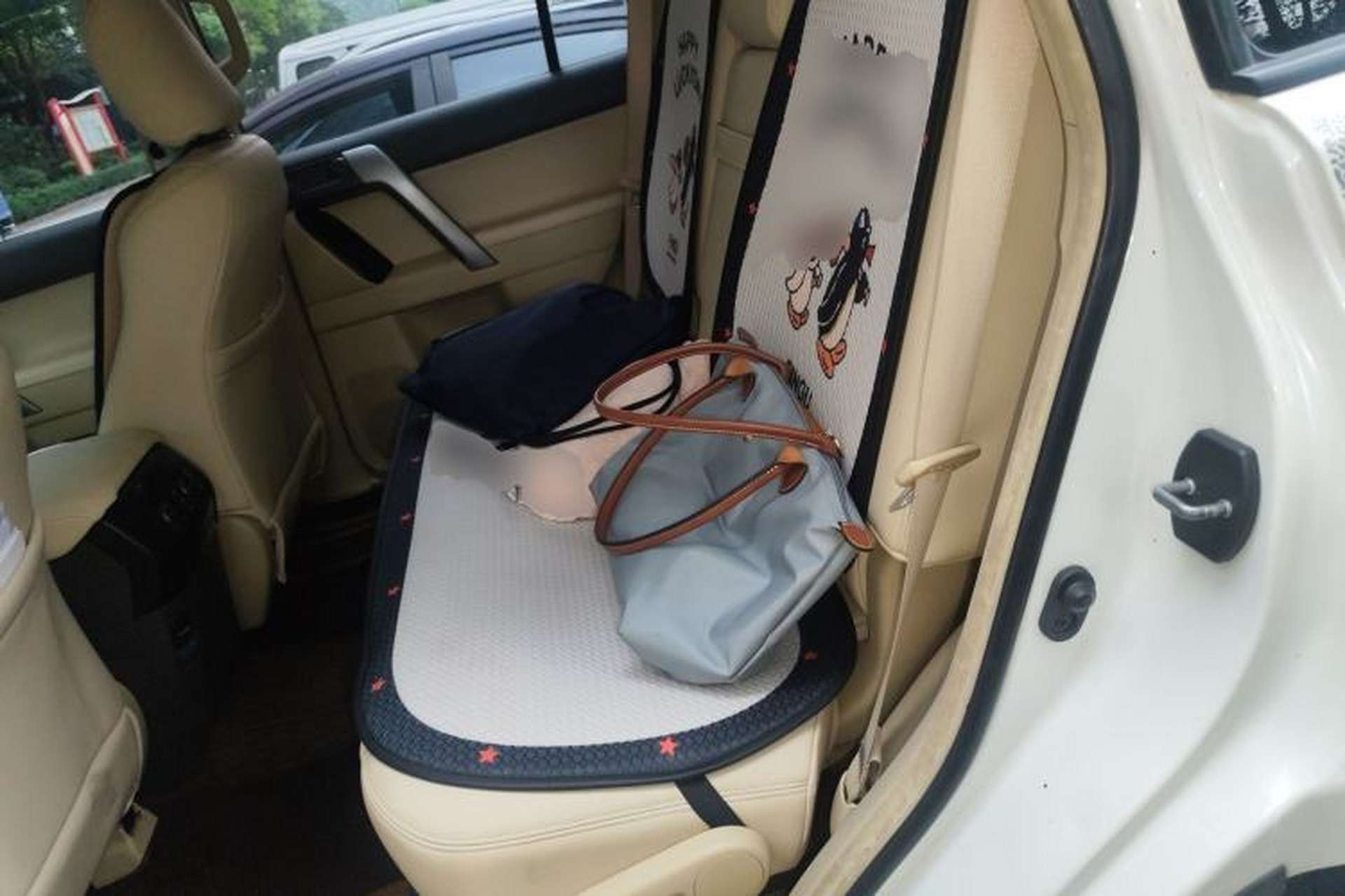 Used Toyota Prado 2015 4000 Middle East Edition Left Rear Seat