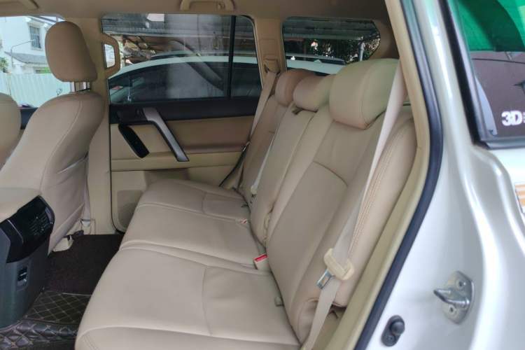Used Toyota Prado 2015 2.7L Parallel Import Left Rear Seat