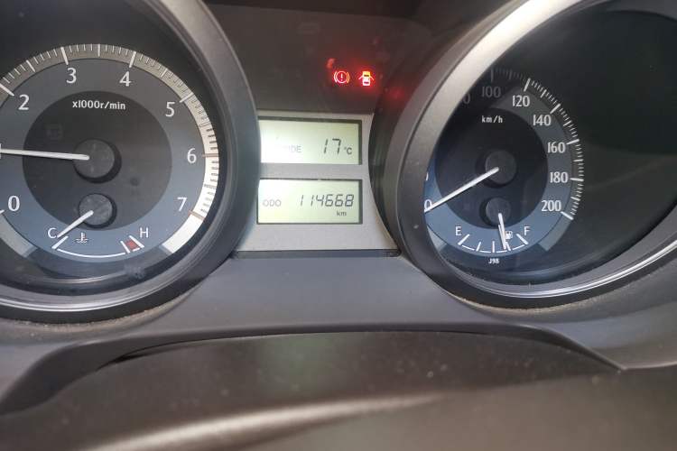 Used Toyota Prado 2015 2.7L Manual Transmission Odometer Close Up