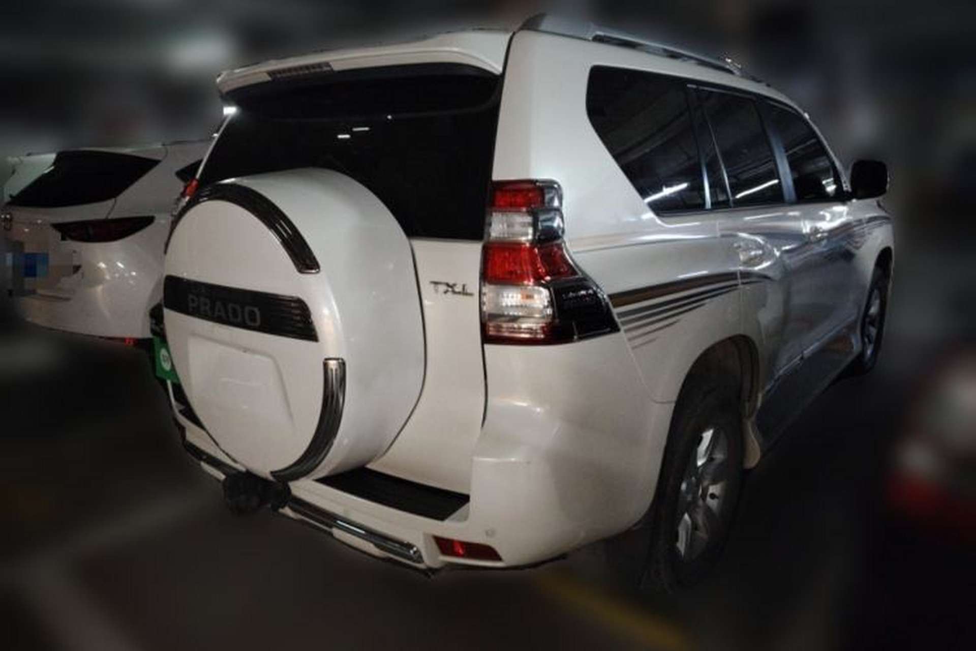 Used Toyota Prado 2015 2.7L TXL Middle East Version Rear Right 45 Deg