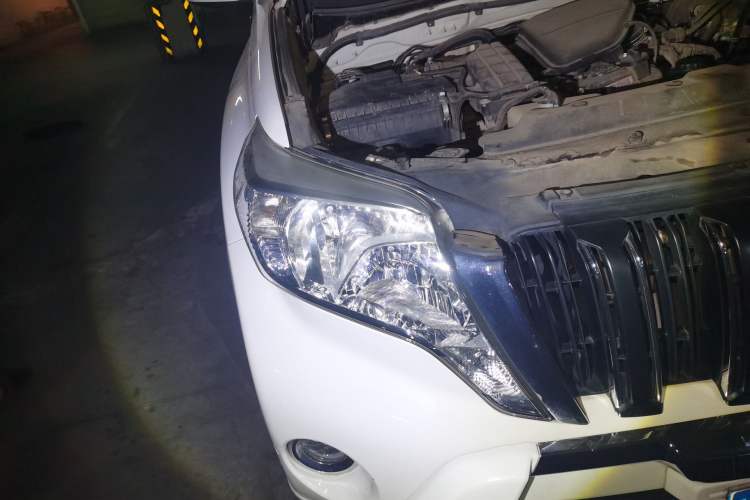 Used Toyota Prado 2015 2.7L Manual Transmission Right Front Headlight