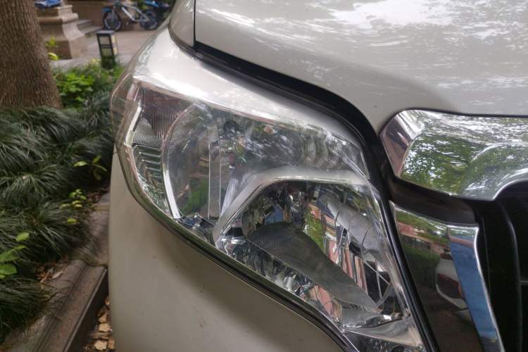 Used Toyota Prado 2015 2.7L Automatic Standard Edition Right Front Headlight