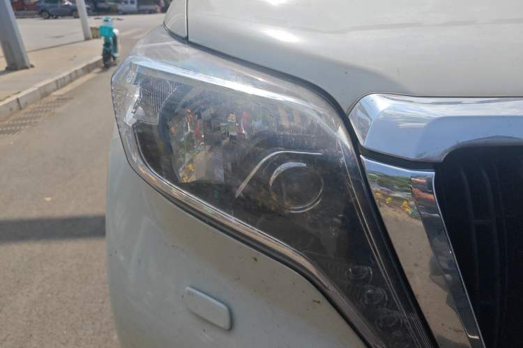 Used Toyota Prado 2015 2.7L Automatic Luxury Edition Right Front Headlight