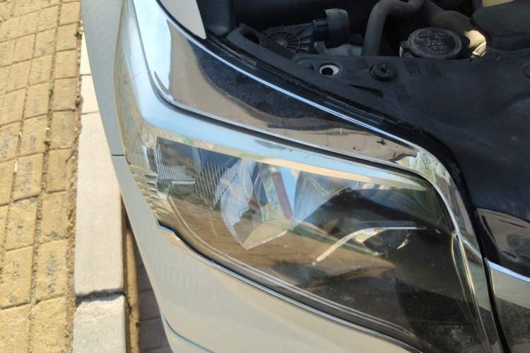 Used Toyota Prado 2015 2.7L Automatic Standard Edition Right Front Headlight
