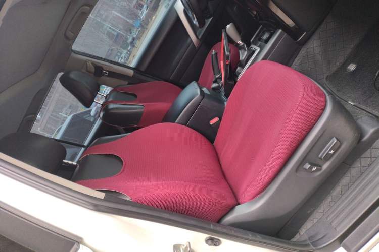 Used Toyota Prado 2015 2.7L Automatic Standard Edition Right Front Seat