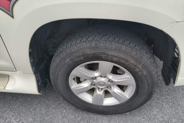 Used Toyota Prado 2015 2.7L TXL Middle East Version Right Front Wheel Hub