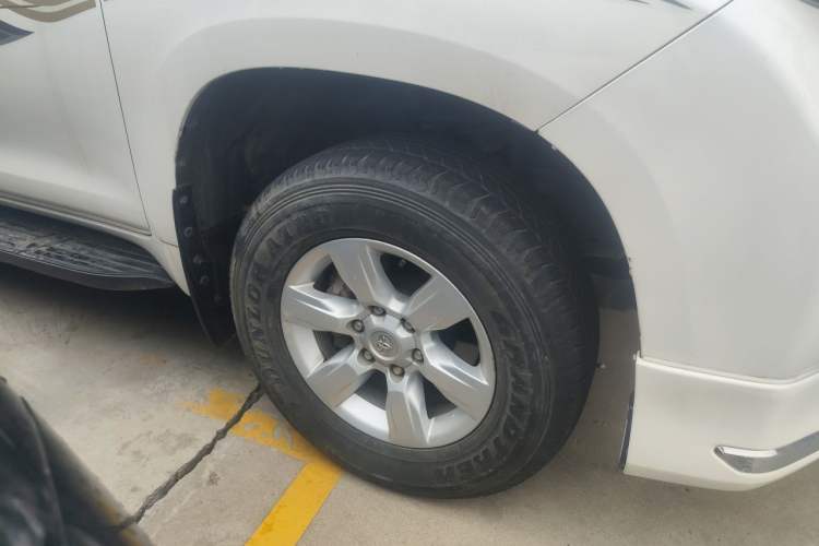 Used Toyota Prado 2015 2.7L Parallel Import Right Front Wheel Hub