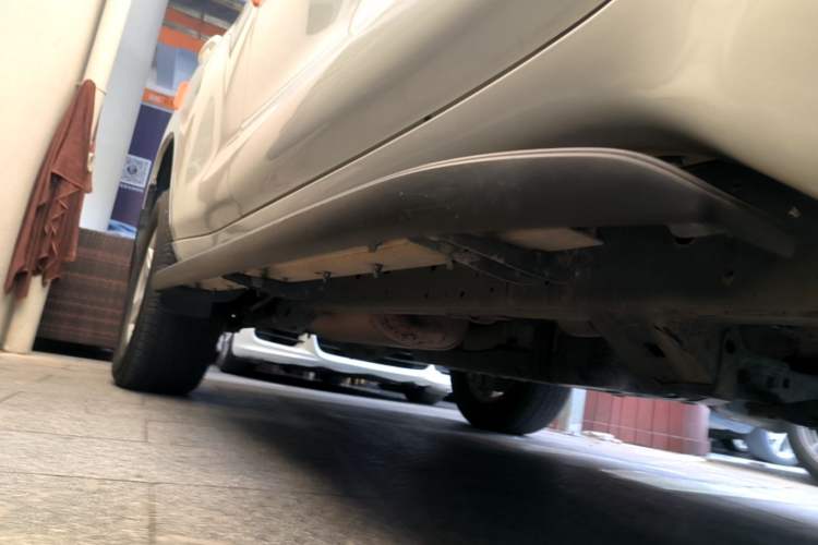 Used Toyota Prado 2015 2.7L Automatic Luxury Edition Right Side Sill