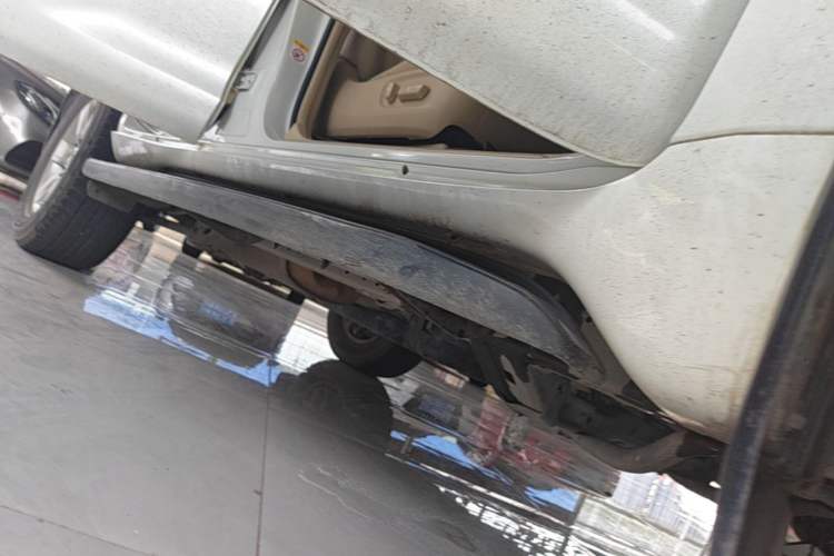 Used Toyota Prado 2015 2.7L Automatic Luxury Edition Right Side Sill