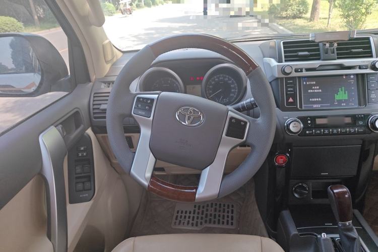 Used Toyota Prado 2015 2.7L Automatic Standard Edition Steering Wheel