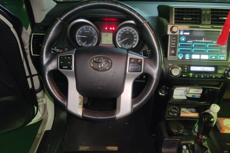 Used Toyota Prado 2015 2.7L Automatic Standard Edition Steering Wheel