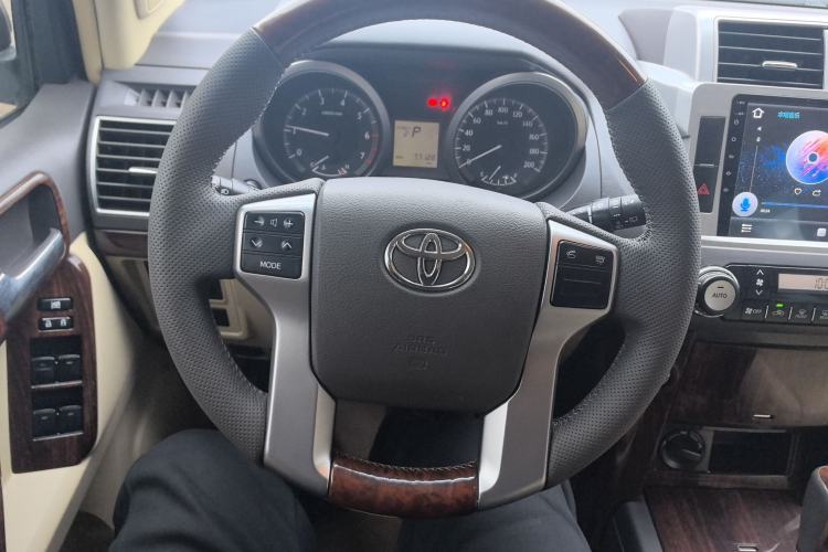 Used Toyota Prado 2015 2.7L Automatic Standard Edition Steering Wheel