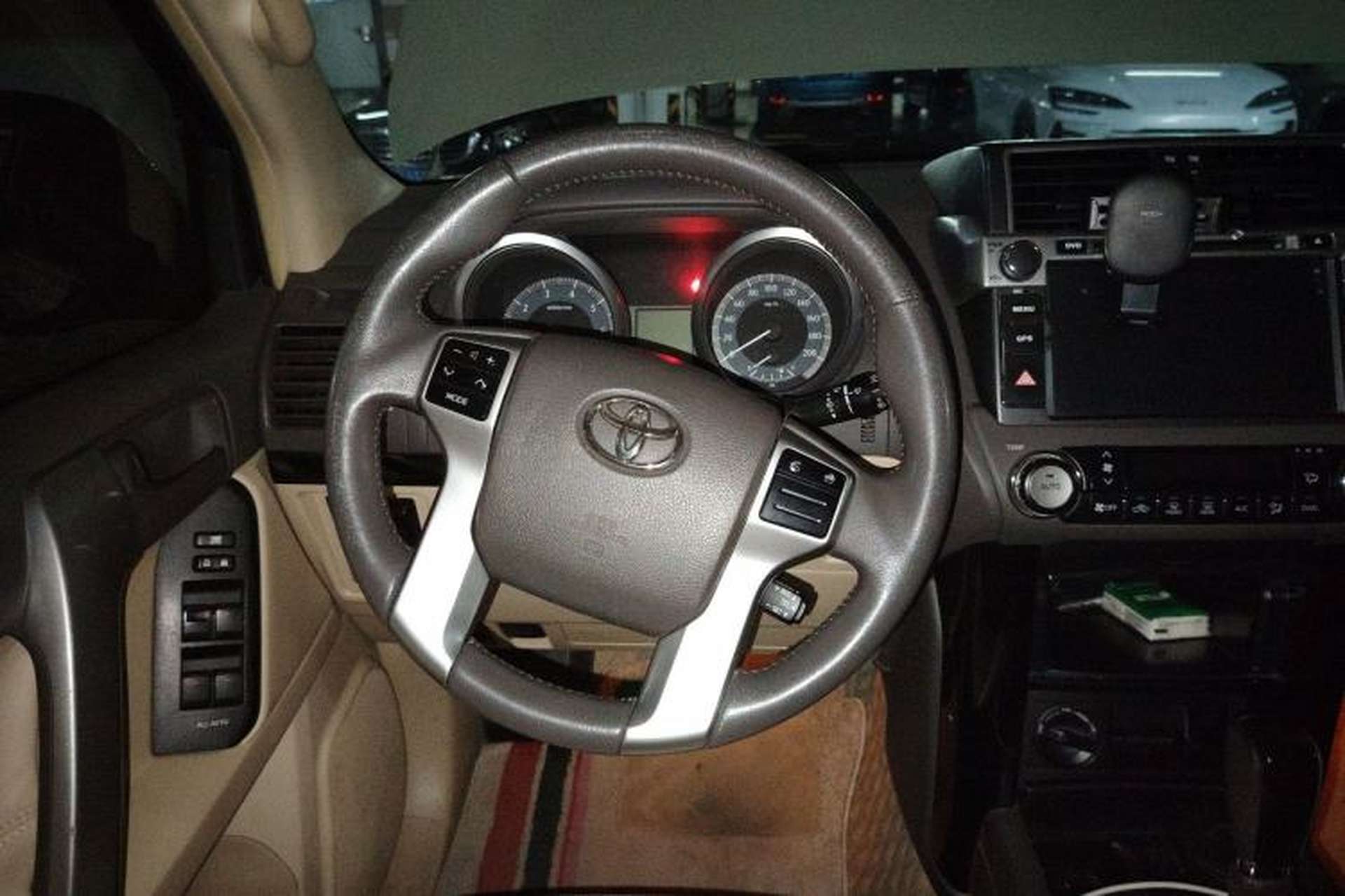 Used Toyota Prado 2015 2.7L TXL Middle East Version Steering Wheel