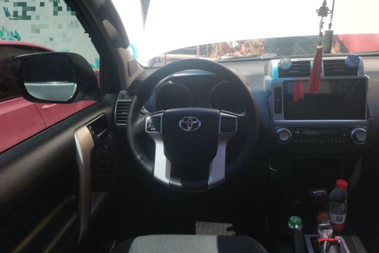 Used Toyota Prado 2015 2.7L Automatic Standard Edition Steering Wheel