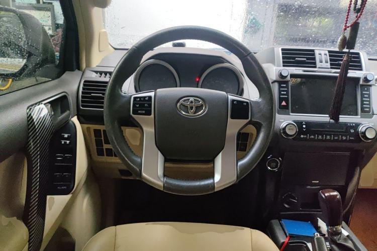 Used Toyota Prado 2015 2.7L Automatic Standard Edition Steering Wheel