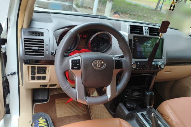 Used Toyota Prado 2015 2.7L 4x4 Gasoline Version 7 Seats U.S. Specification Steering Wheel
