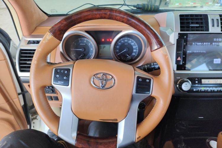 Used Toyota Prado 2015 2.7L Automatic Standard Edition Steering Wheel