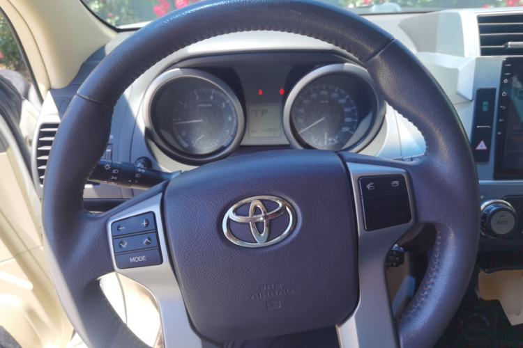 Used Toyota Prado 2015 2.7L TXL Middle East Version Steering Wheel