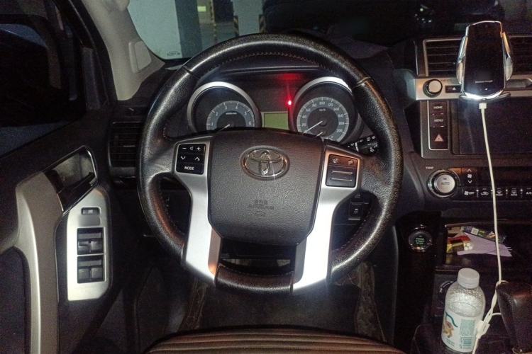 Used Toyota Prado 2015 2.7L Automatic Standard Edition Steering Wheel