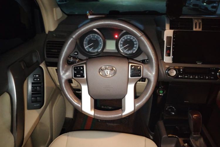 Used Toyota Prado 2015 2.7L Automatic Standard Edition Steering Wheel