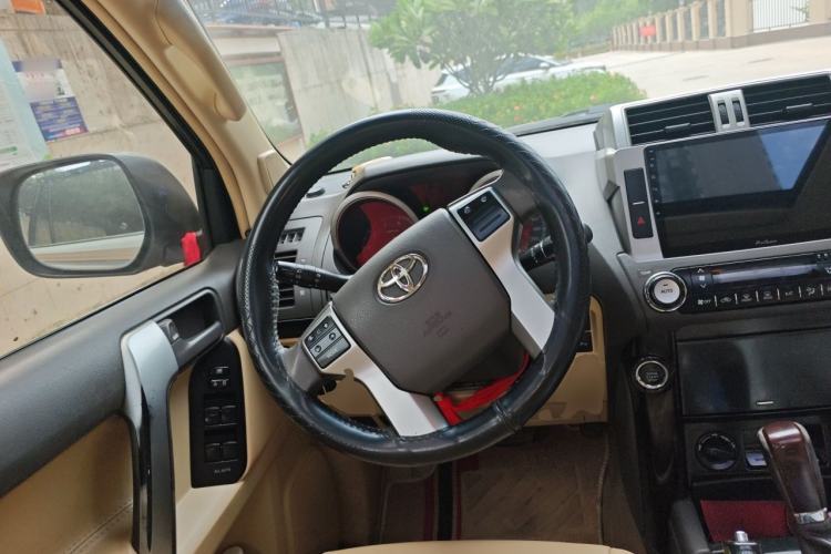 Used Toyota Prado 2015 2.7L Automatic Standard Edition Steering Wheel