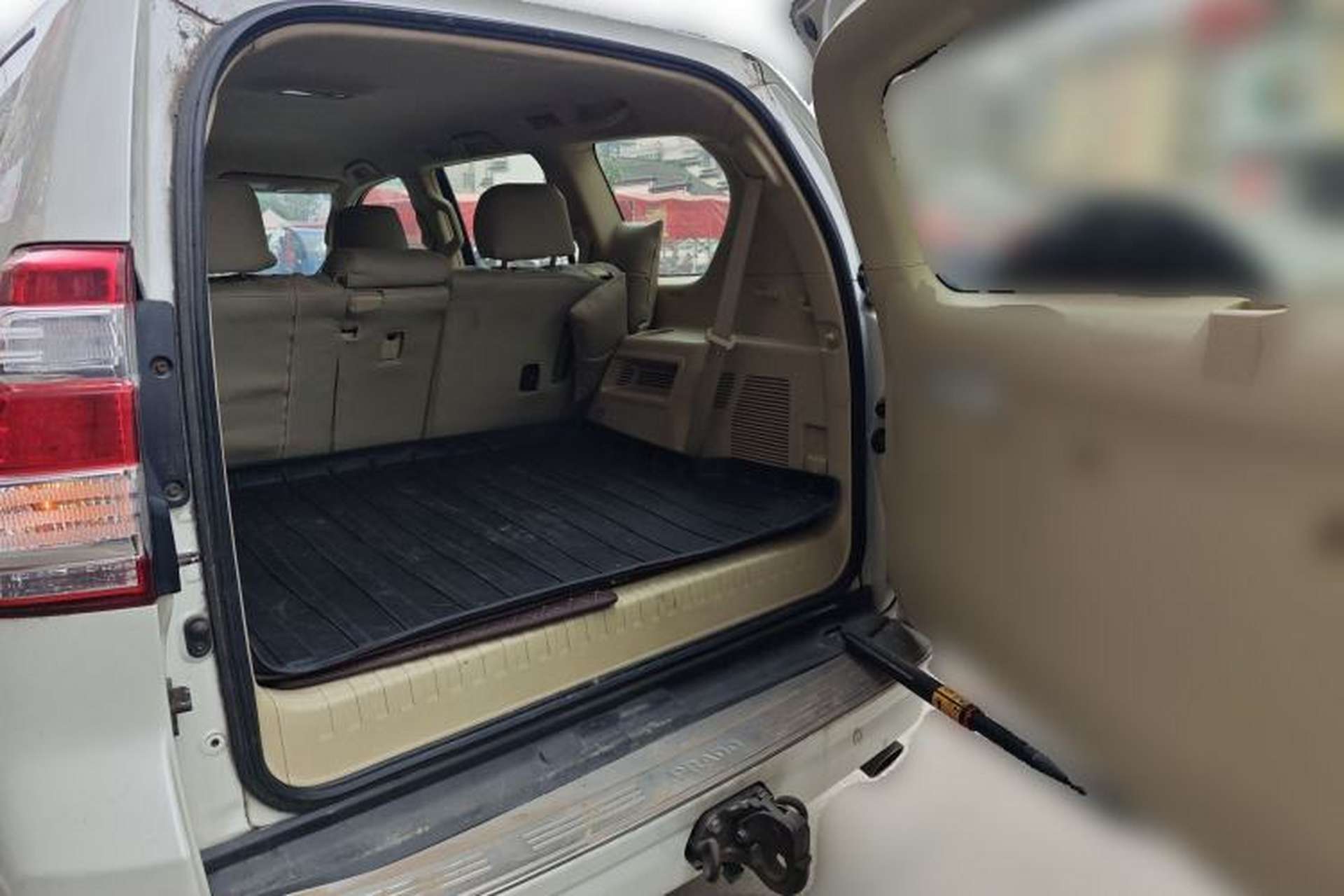 Used Toyota Prado 2015 2.7L TXL Middle East Version Trunk