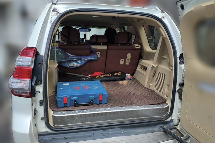 Used Toyota Prado  Trunk