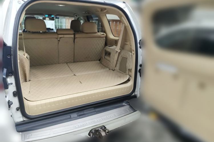 Used Toyota Prado  Trunk