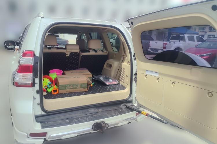 Used Toyota Prado  Trunk