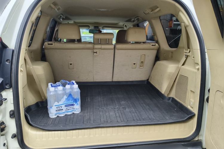 Used Toyota Prado 2015 2.7L Automatic Luxury Edition Trunk