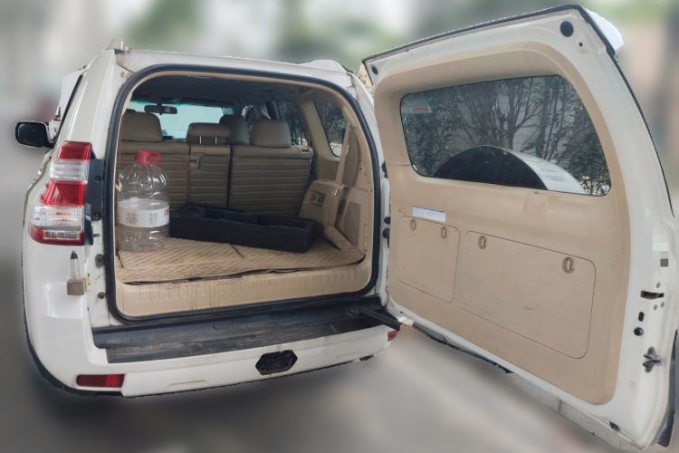 Used Toyota Prado  Trunk