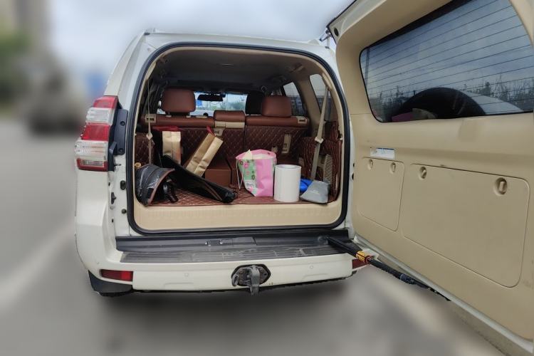Used Toyota Prado  Trunk