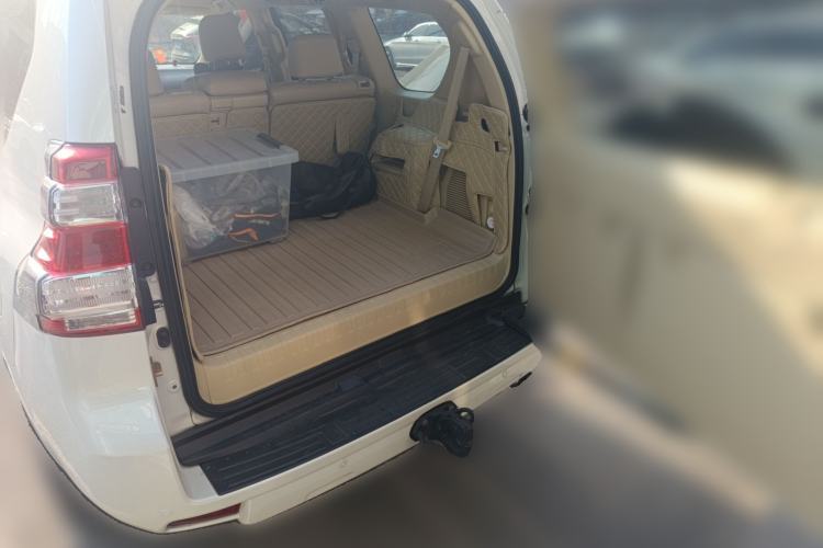 Used Toyota Prado  Trunk