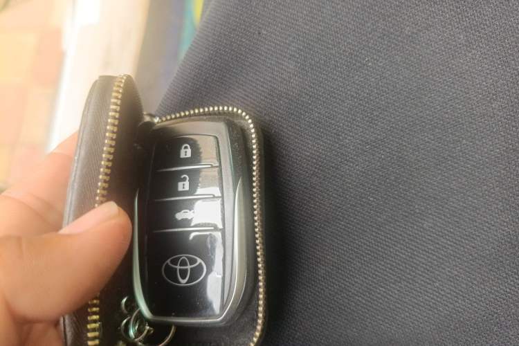 Used Toyota Prado  Vehicle Key