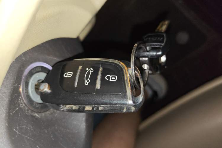 Used Toyota Prado  Vehicle Key