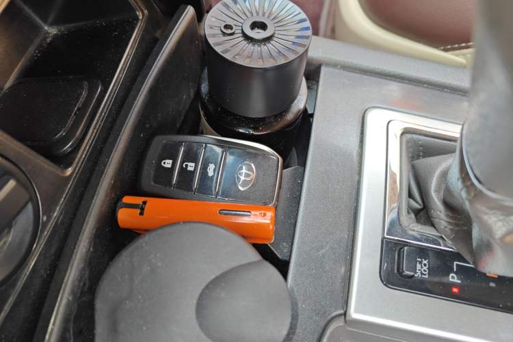 Used Toyota Prado  Vehicle Key